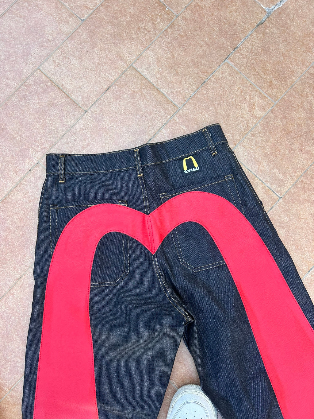 EVISU RED #2021