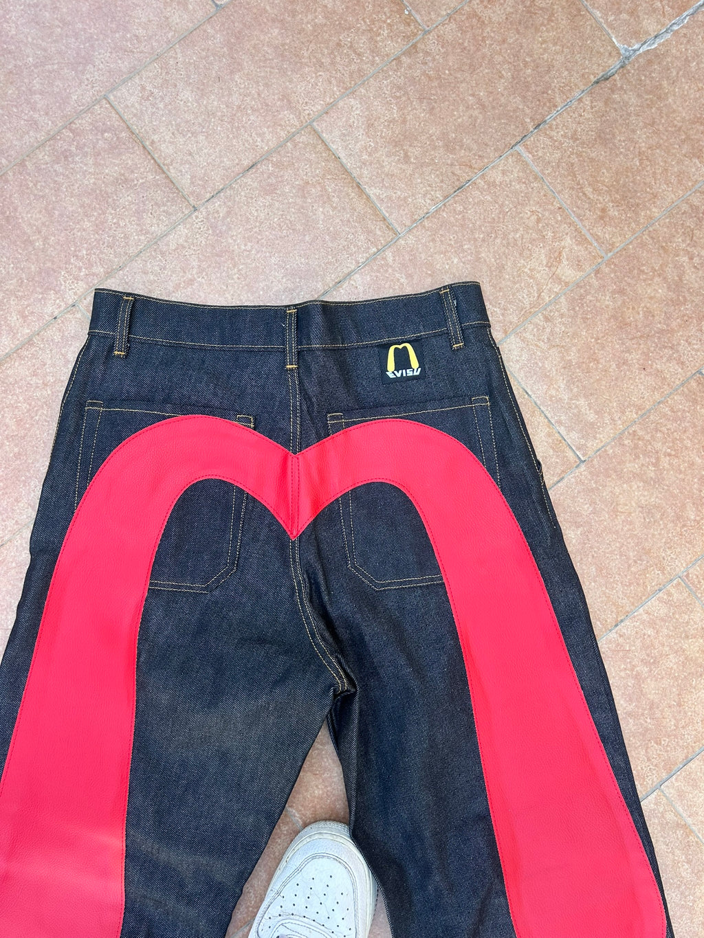 EVISU RED #2021