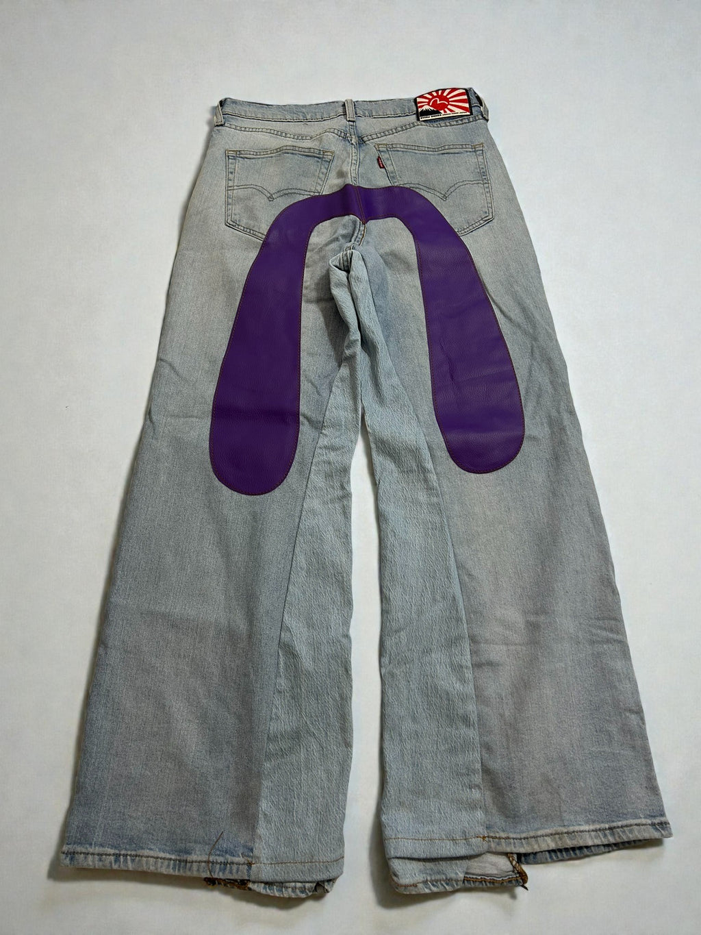Jeans Levi’s Rework con Patch Viola in Pelle